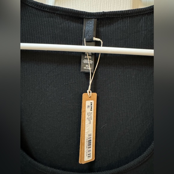 SKIMS SOFT LOUNGE
LONG SLEEVE DRESS - Picture 6 of 13